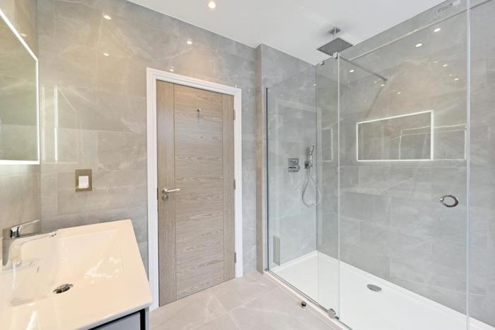 Deluxe Mayfair Luxury Apartment ロンドン エクステリア 写真